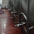 Stahltanks zur Lagerung von Bier