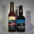 Zwei Flaschen Bier aus dem Emmen- und Simmenthal